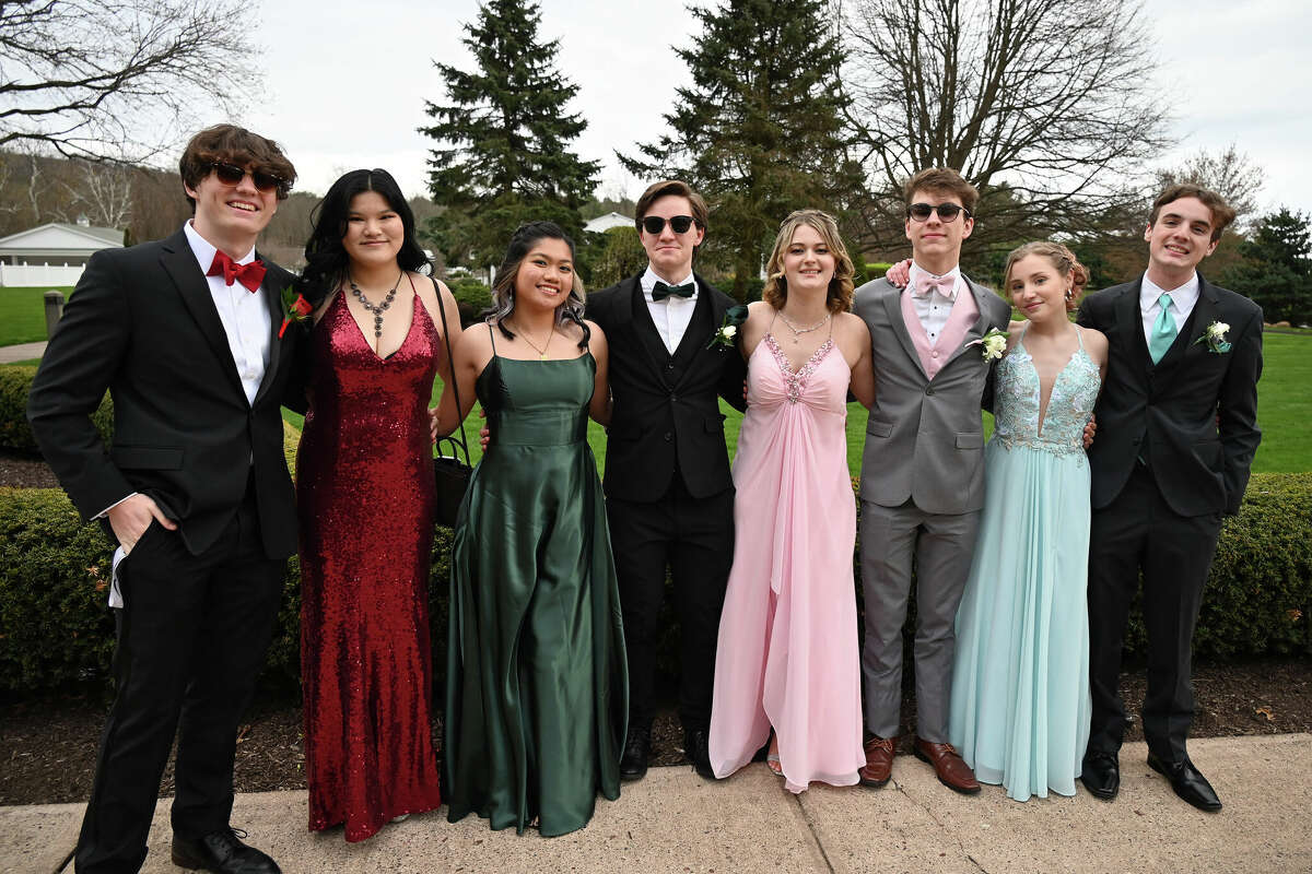 Xavier High School held its senior prom on Saturday, April 23, 2022 at the Farmington Polo Club in Farmington, Conn.. Were you SEEN?