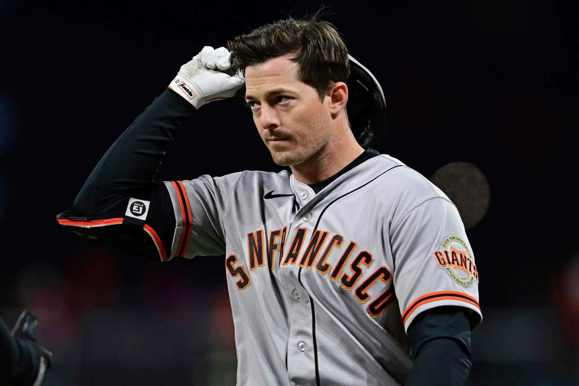 Giants lose Mike Yastrzemski to COVID-19 list after positive test