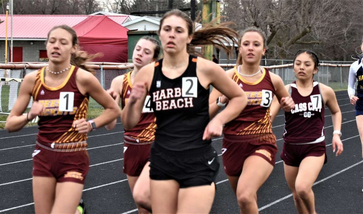 Harbor Beach's Paige Anderson running.