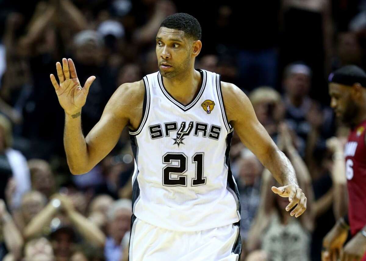 Tim Duncan played for the San Antonio Spur from 1997-2016. Total points scored: 26,496. 