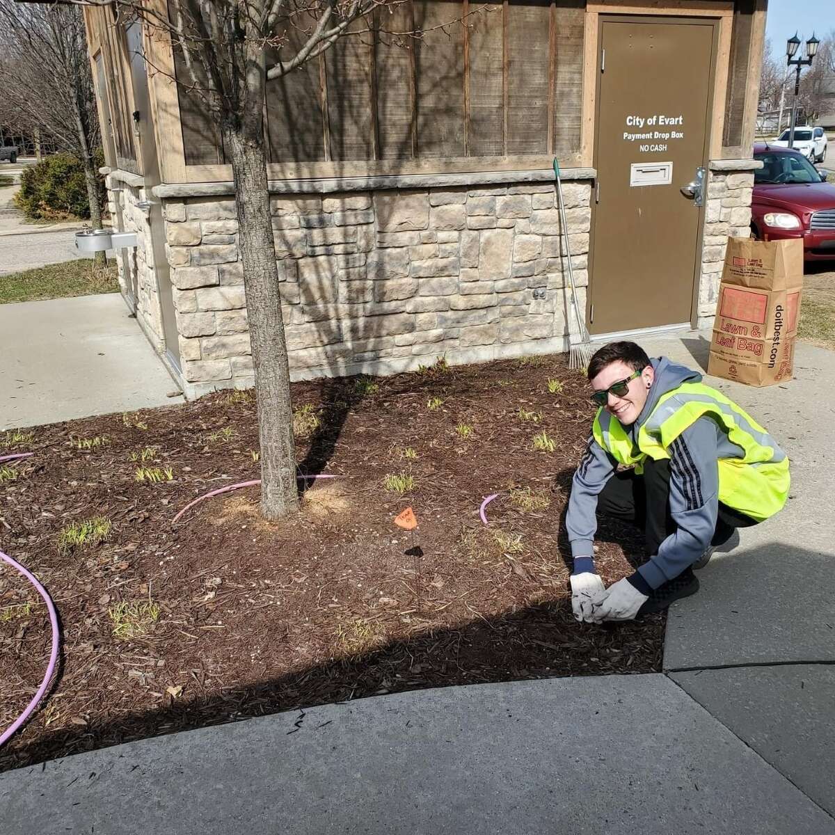 Evart celebrates Earth Day with massive cleanup by Lume and Evart