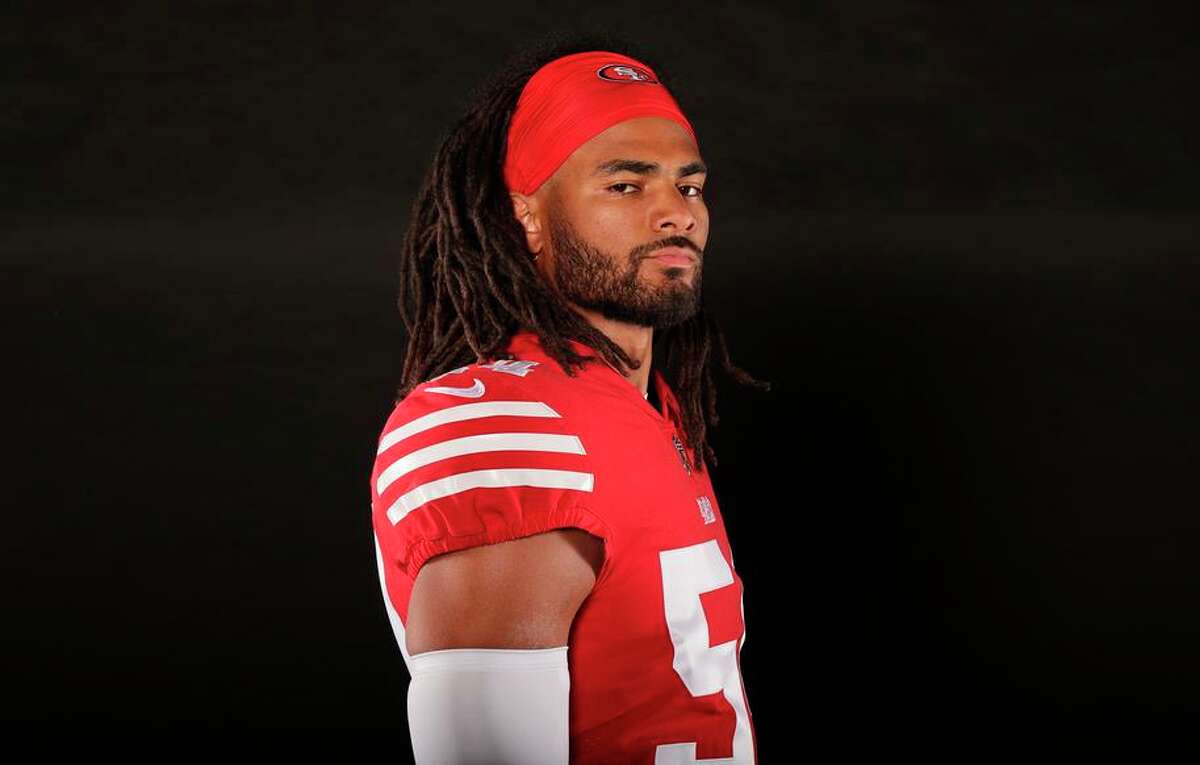 49ers new uniforms with saloon font, three-stripe sleeves