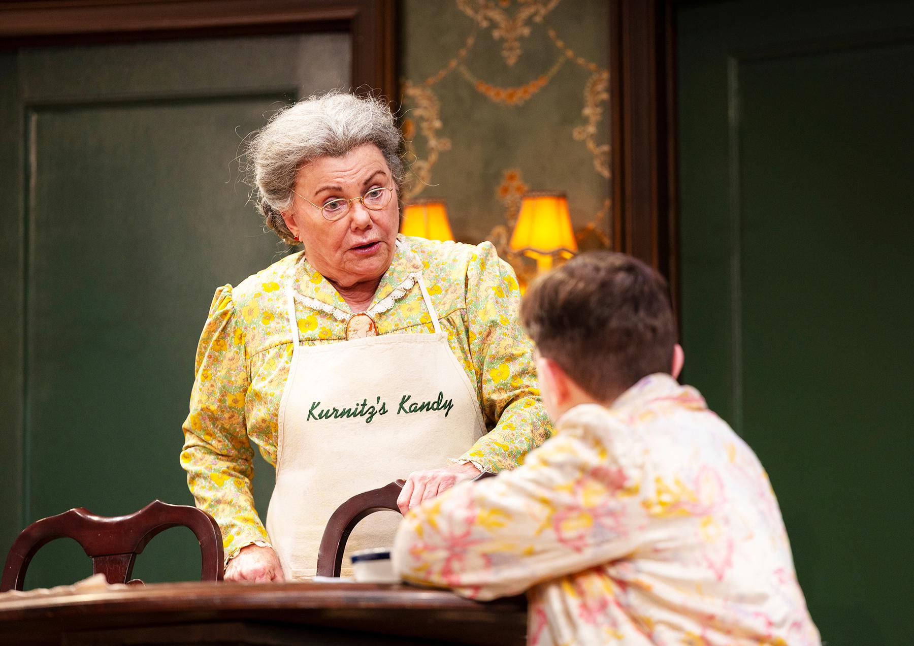 Theater review: Hartford Stage presents 'stirring' comic drama 'Lost in Yonkers' - Vimarsana News