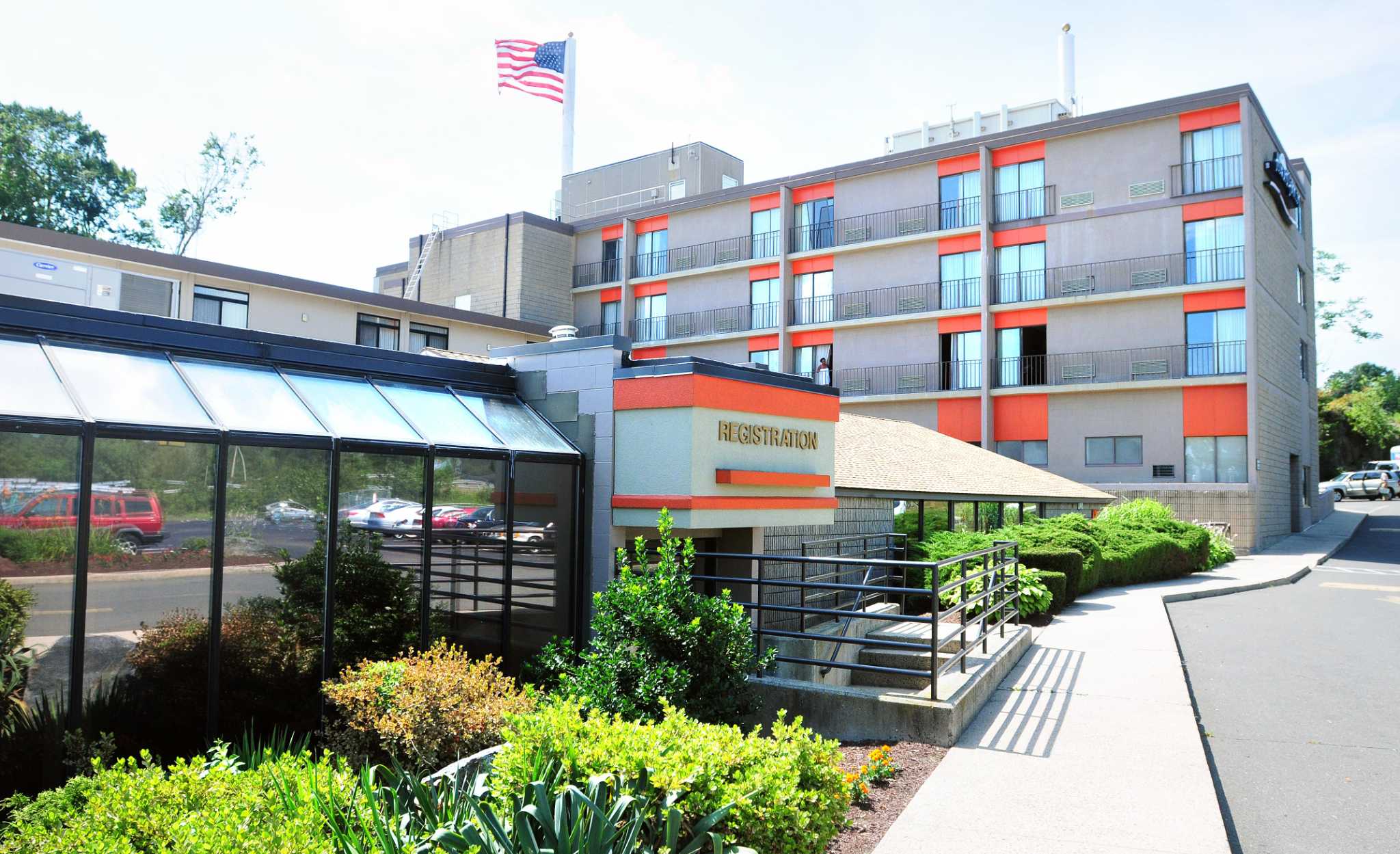 Genesis of Milford car dealership plans approved