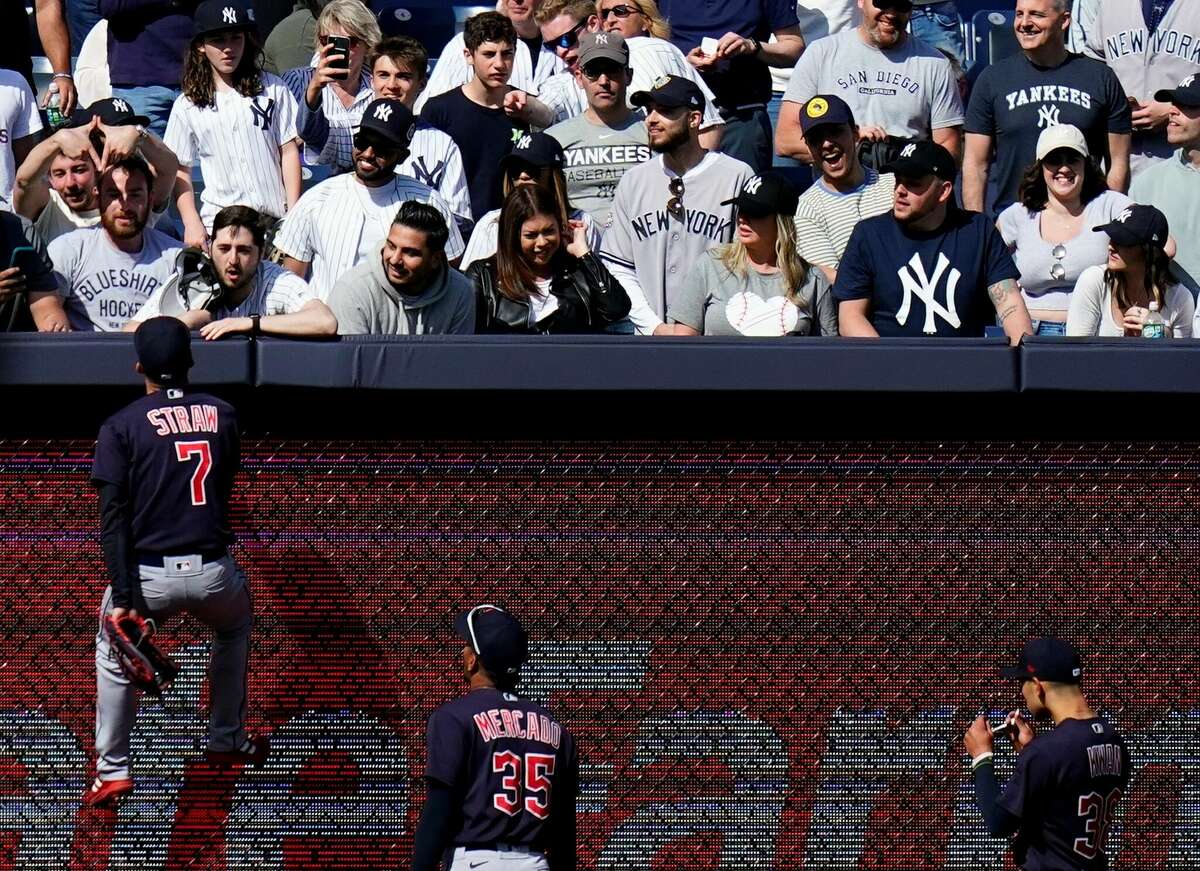 Here's what Cleveland center fielder Myles Straw yelled at Yankees fans