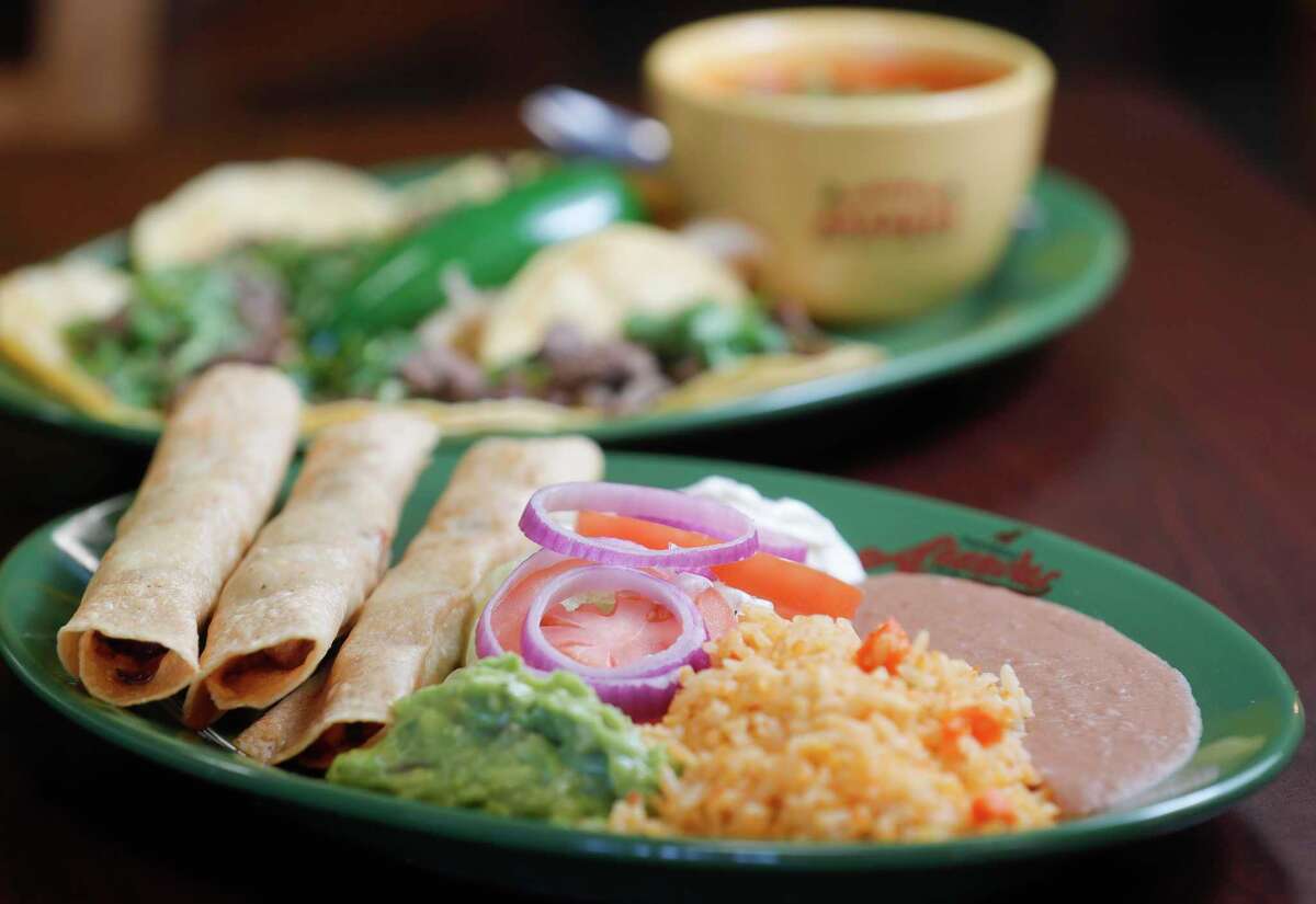 Conroe serves up Taqueria Arandas’ first sports bar