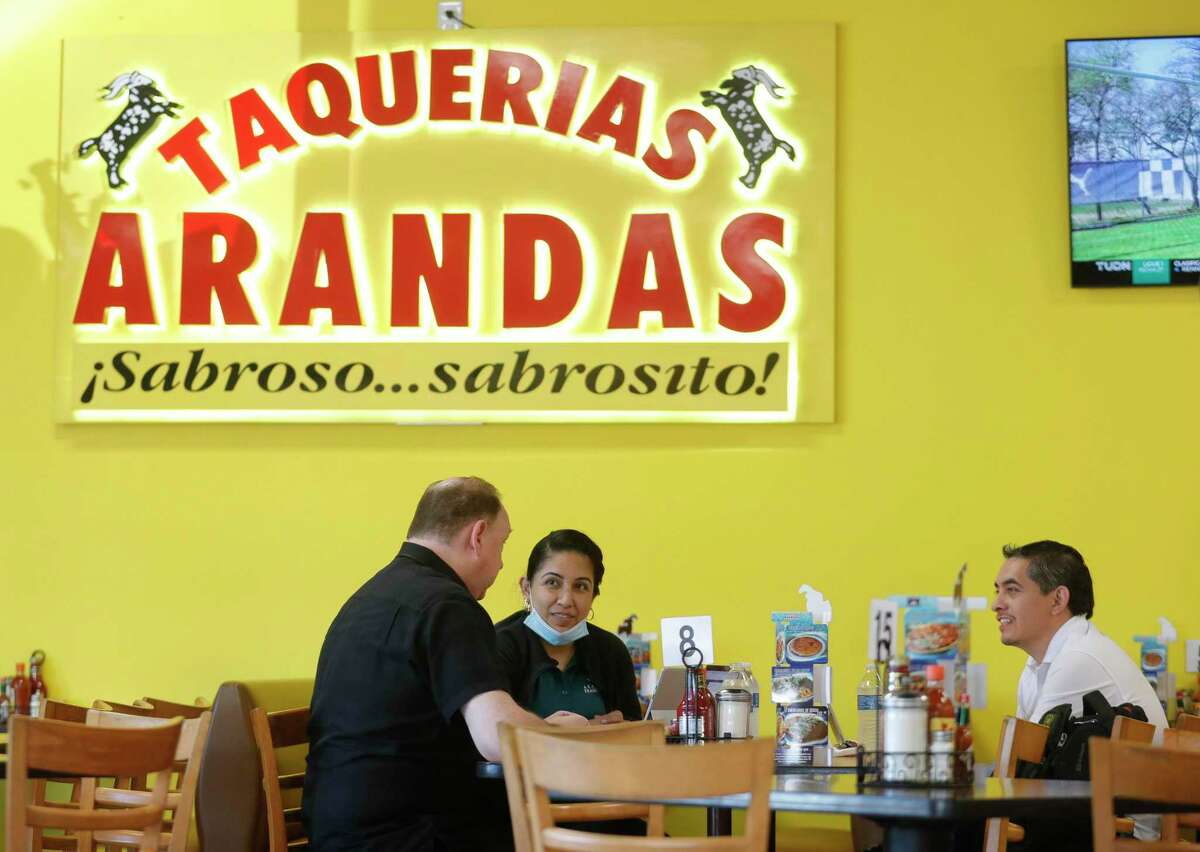 Conroe serves up Taqueria Arandas’ first sports bar