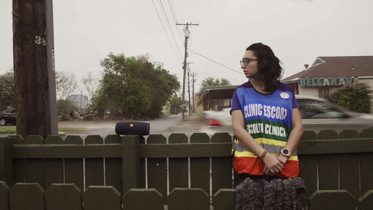 On the Divide tells unique stories from last abortion clinic on U.S.-Mexico border.