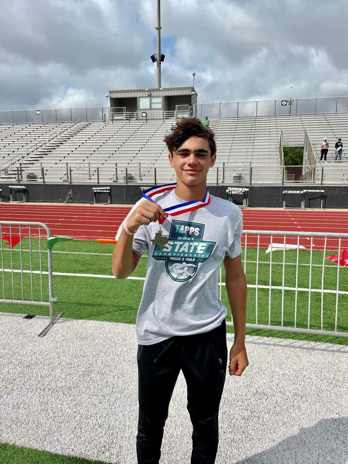 St. Augustune’s Efram Melendez won the pole vault at the district meet after clearing 15-0.