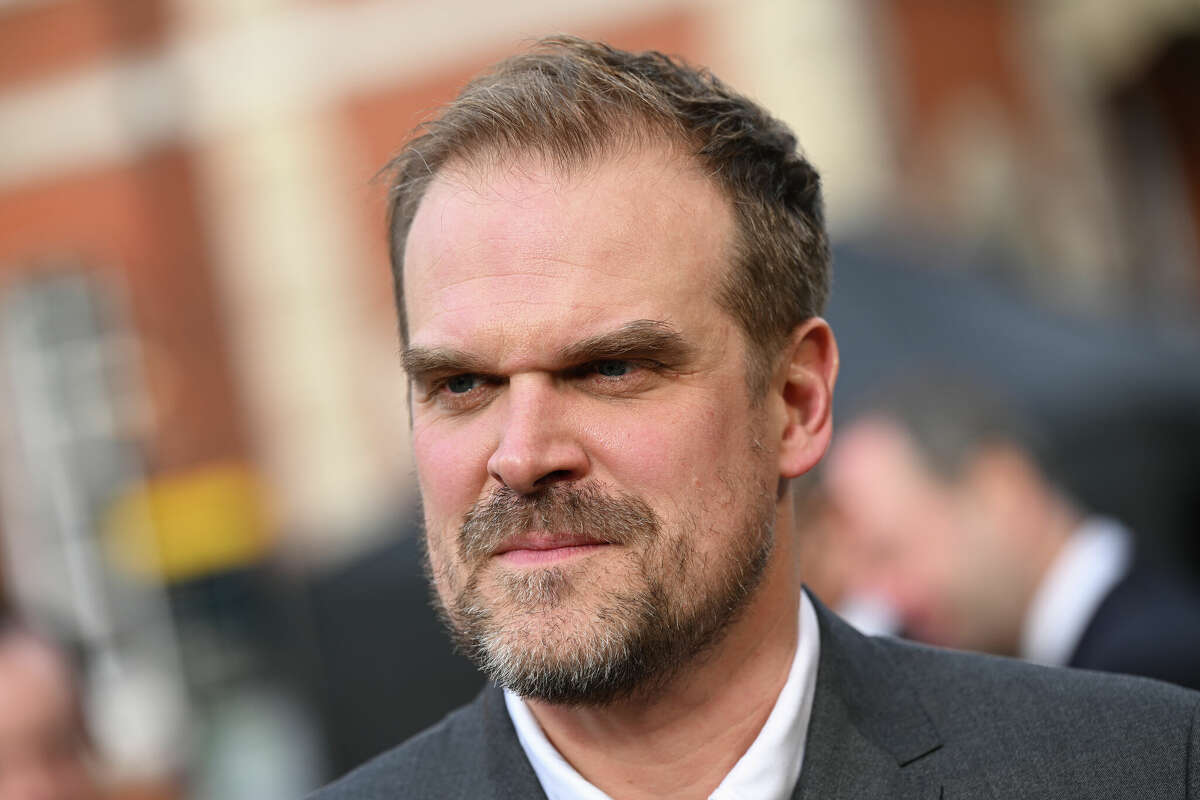 David Harbour attends The Olivier Awards 2022 with MasterCard at the Royal Albert Hall on April 10, 2022 in London, England. (Photo by Jeff Spicer/Getty Images for SOLT)