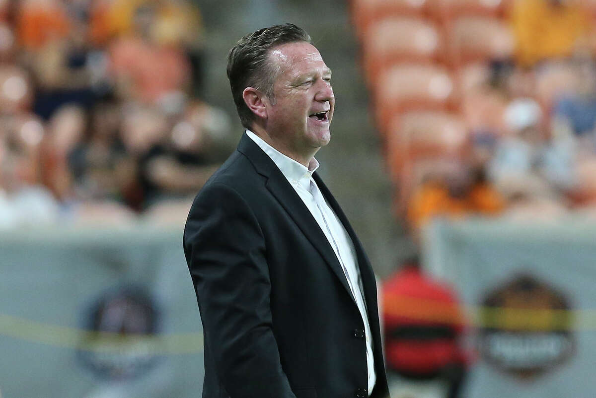 Houston Dash suspends coach, GM James Clarkson after investigation