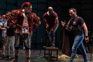 Opera San Antonio goes big with ‘Rigoletto’