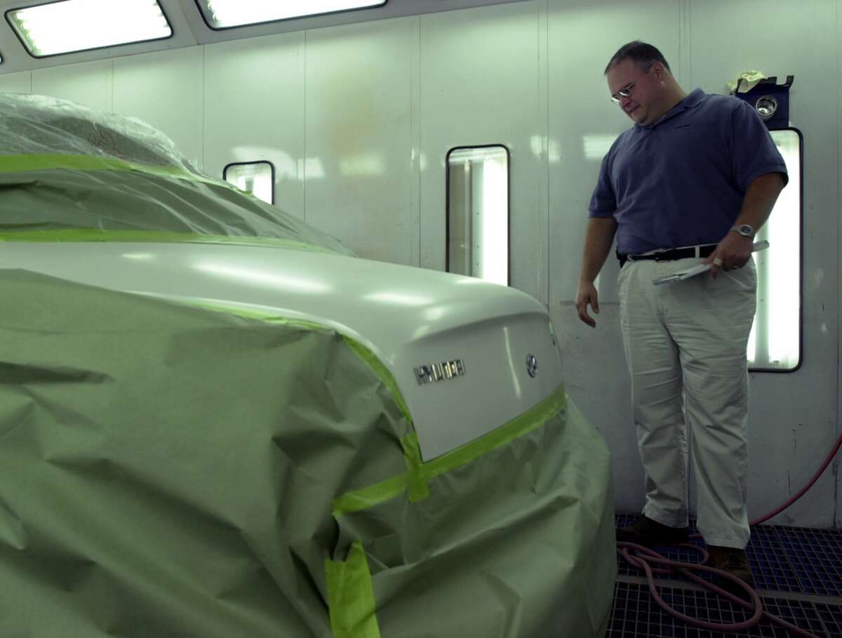 New York insurers, database firm, square off over used car mandate