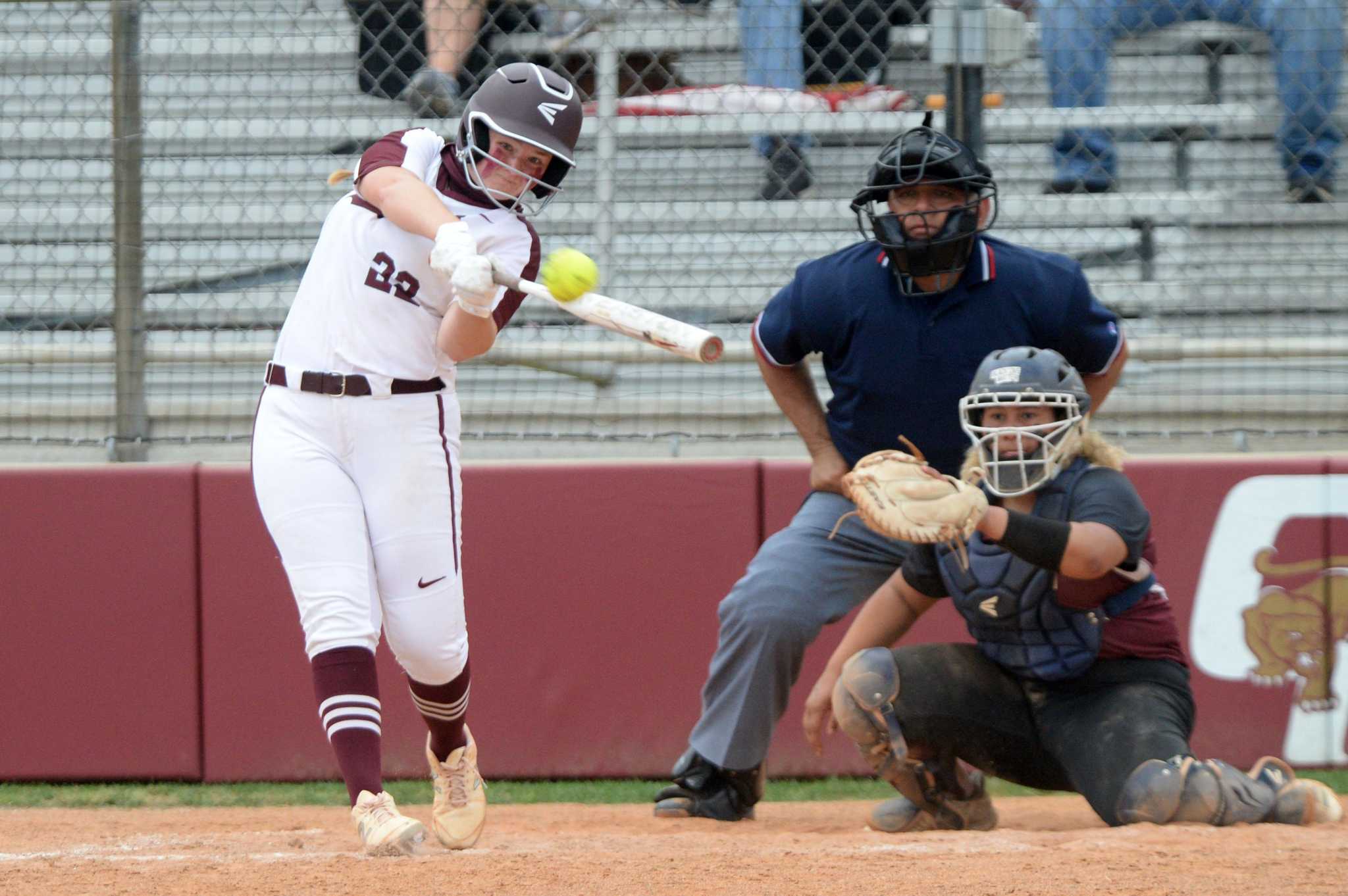 Elkins ties school career home run record in loss to Cajuns