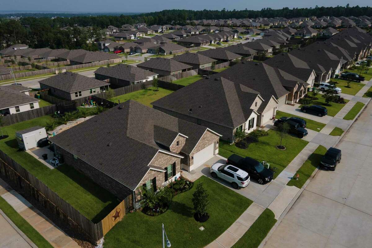 Story photo for Home sellers see smaller profits in Q3.