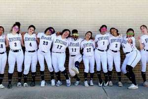 Lamar Consolidated ISD sweeps into 5A area softball playoffs