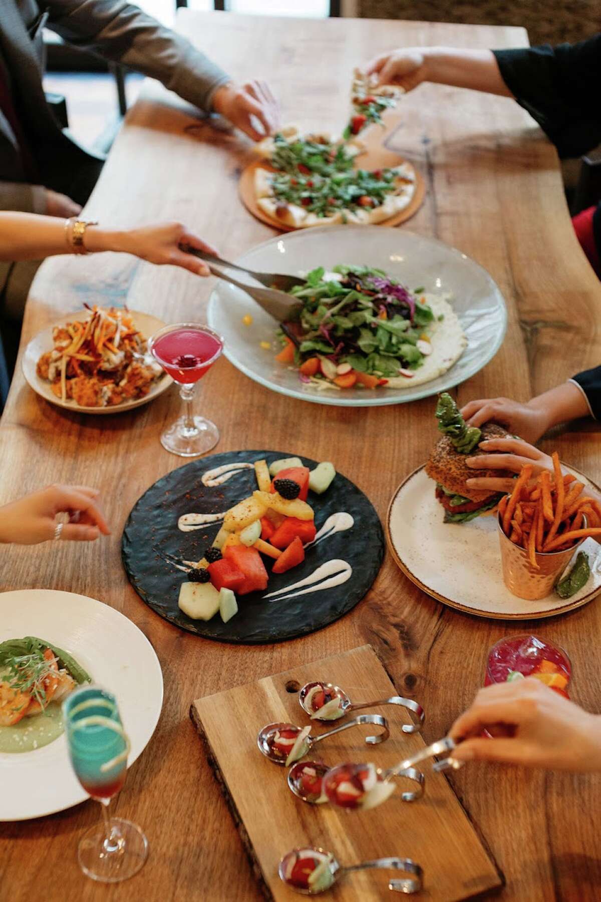 16 excellent bars in downtown Houston to visit now