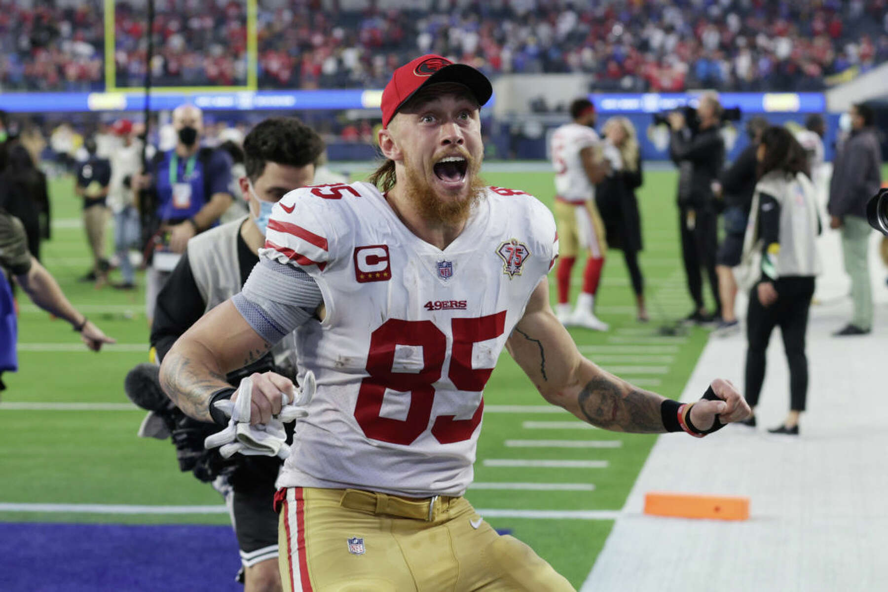 49ers' George Kittle wears famous Jimmy Garoppolo on his shirt