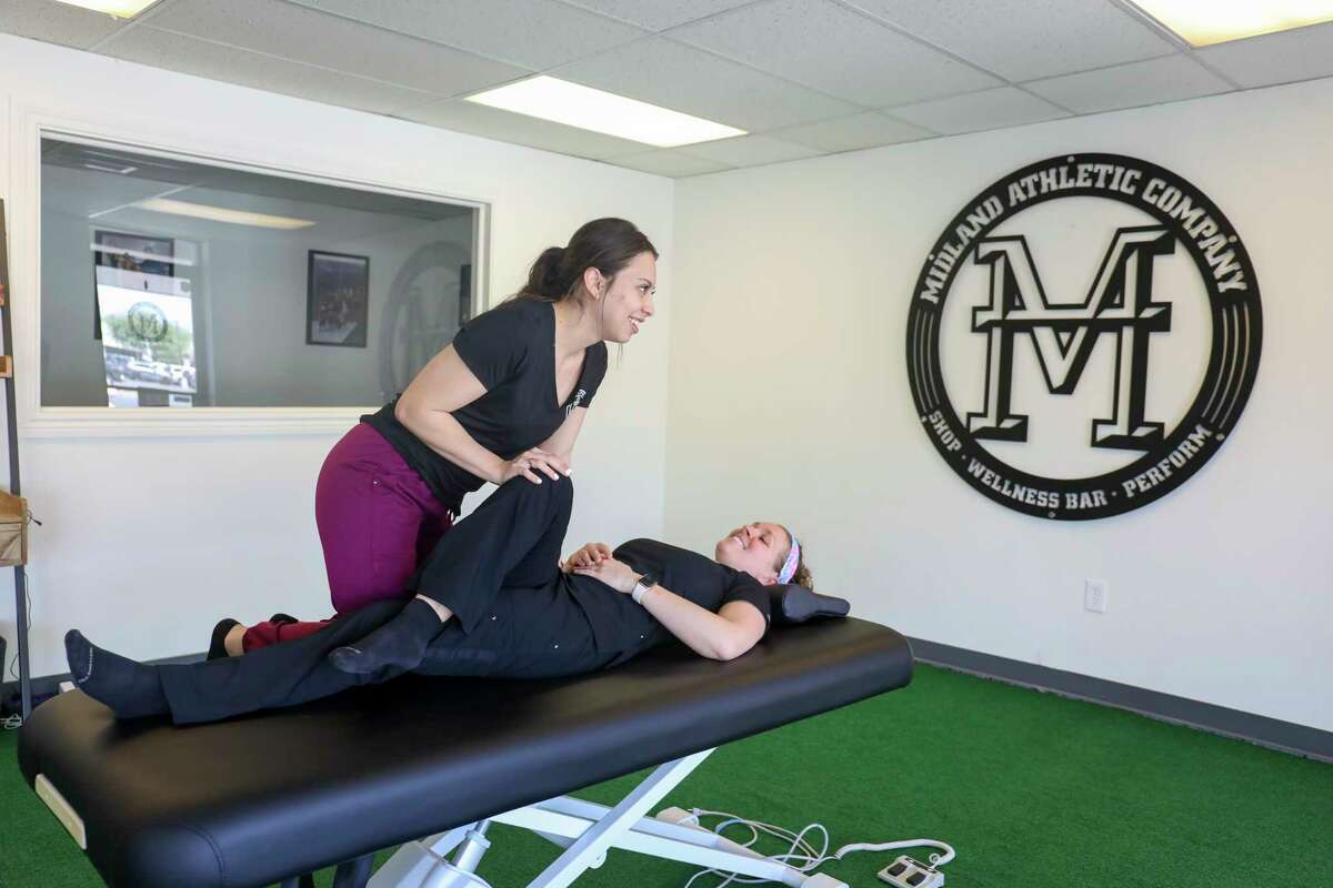 Millennials In Midland Physical Therapist Stephanie Oscilowski Brings New Services Stretch 9903