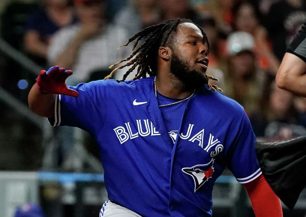 Blue Jays first baseman Vladimir Guerrero Jr. hopes to return Friday after missing his first game of the season Thursday with a sore right foot.
