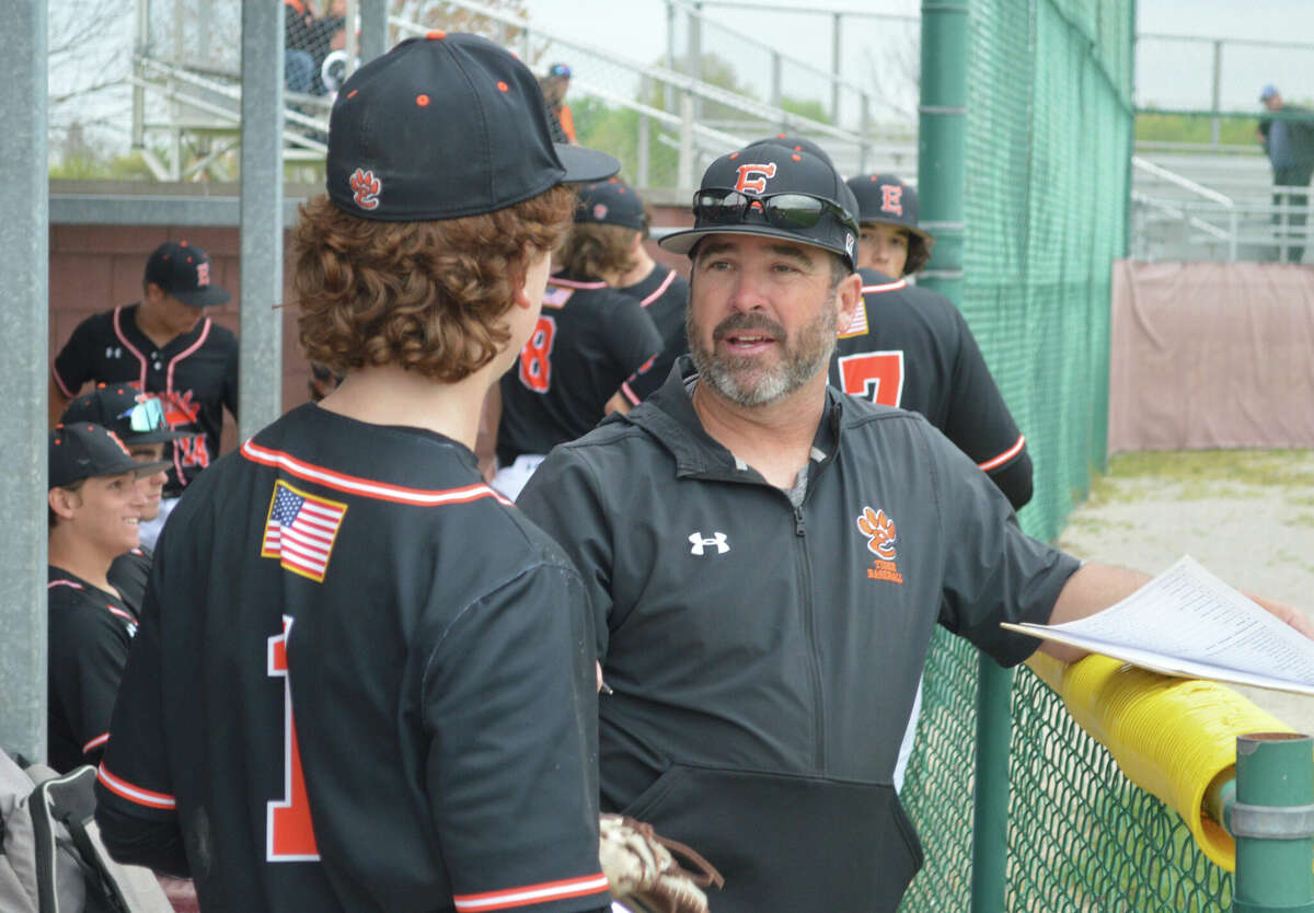 Funkhouser wins No. 700; top-ranked Tigers 21-0