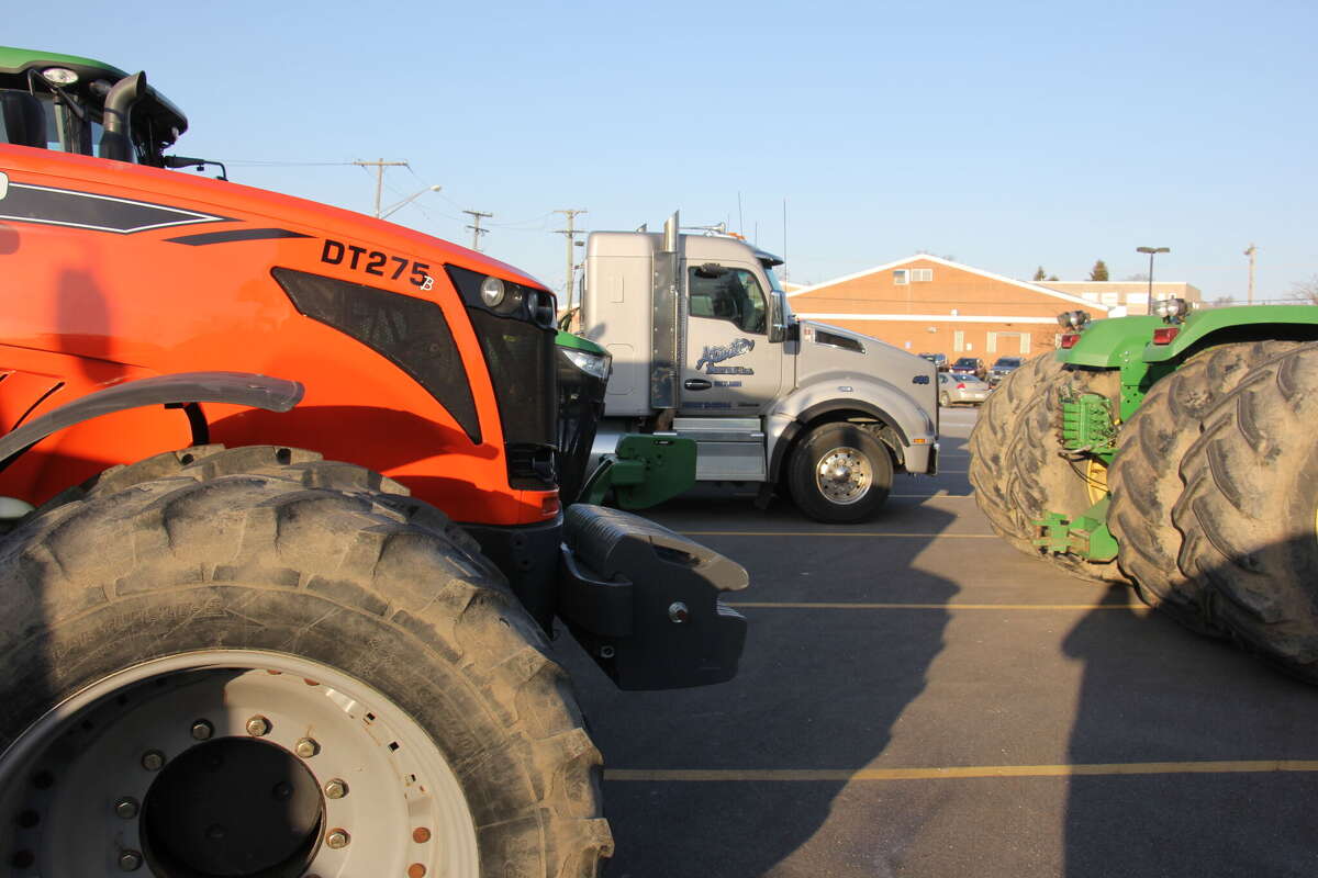 25 tractors drive to Ubly Schools