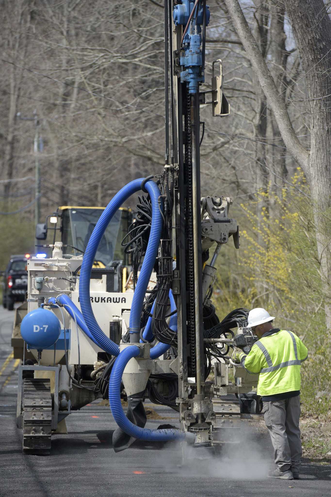 Ridgefield starts second phase of Route 7 sewer project, despite delays to treatment plant upgrades - Vimarsana News