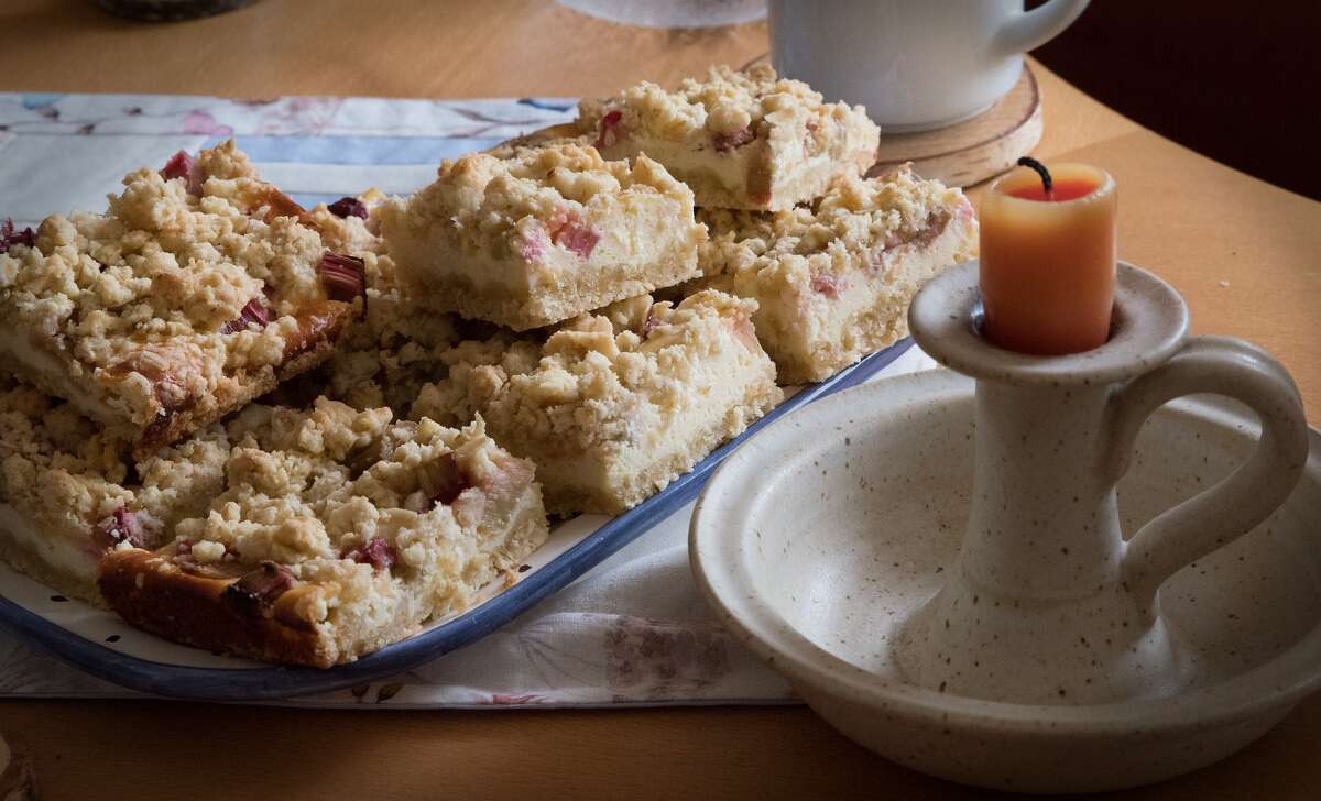 This week's Amish Kitchen contains a recipe for rhubarb cake.