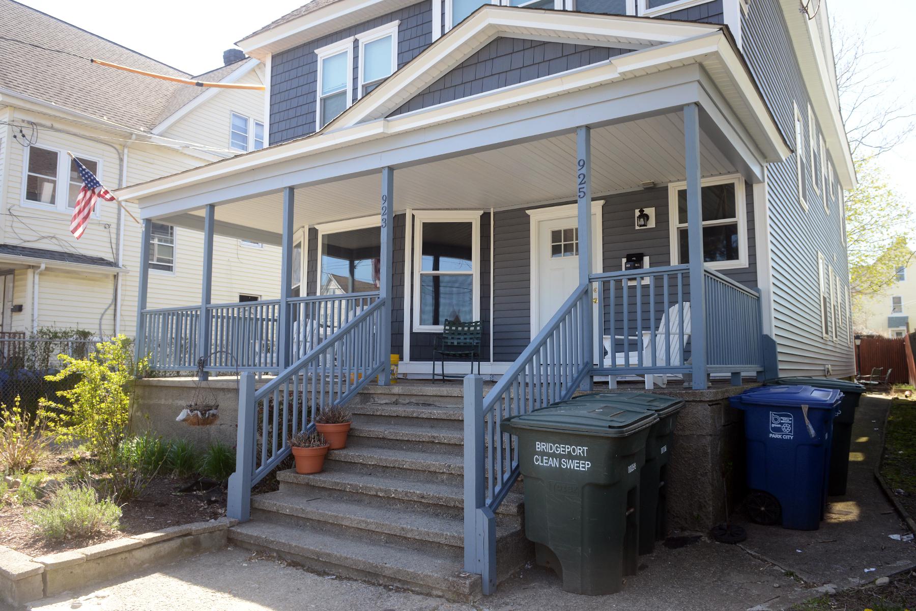 Sober houses save lives, but critics say lack of regulation puts addicts at risk - Vimarsana News