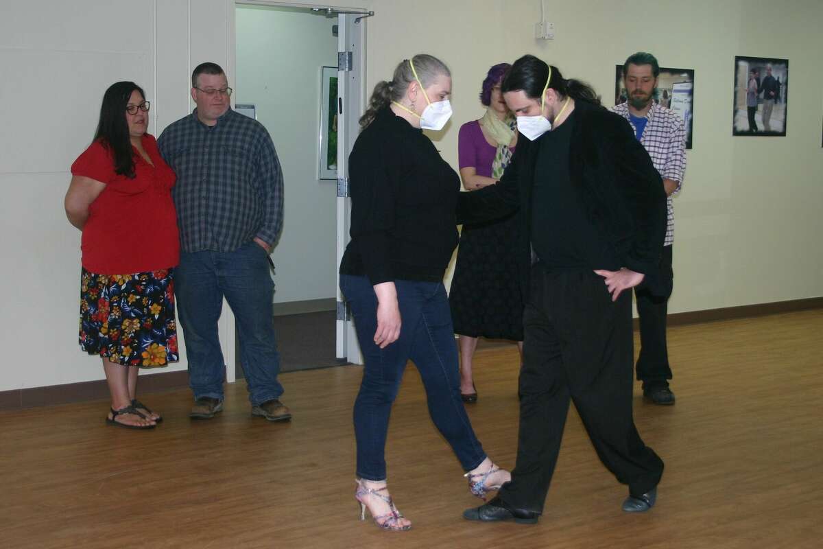Internationally touring dance duo Erin Malley and Doruk Golcu led a workshop on Argentine Tango, a centuries old dance form, at Artworks in Big Rapids this weekend. 