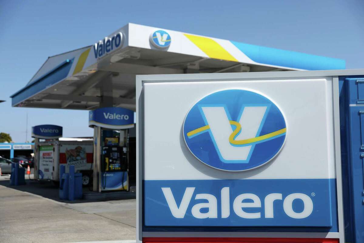 SAN RAFAEL, CALIFORNIA - APRIL 26: A Valero gas station in San Rafael, Calif. Valero Energy Corp. reported strong first quarter earnings on revenue that rose to $38.54 billion from $20.81 billion a year ago.