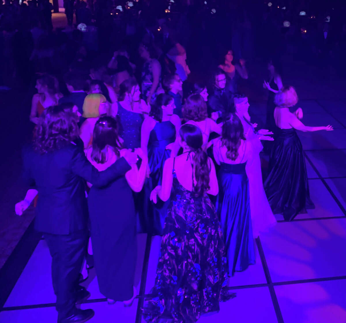 Edwardsville High prom returns with a more formal setting