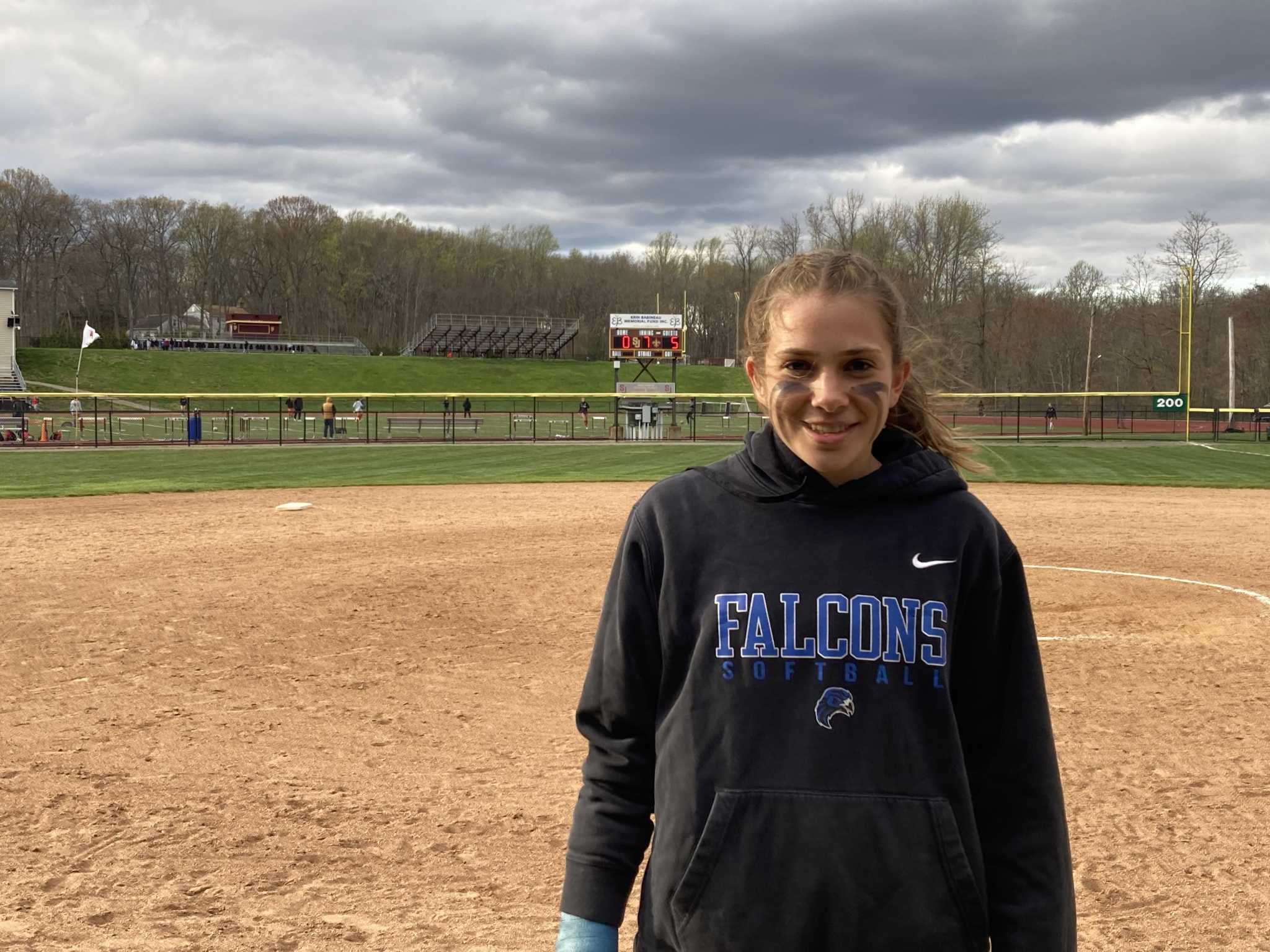 Sidelined with broken wrist, Elena Ohe still finding ways to contribute for No. 1 Ludlowe softball - Vimarsana News