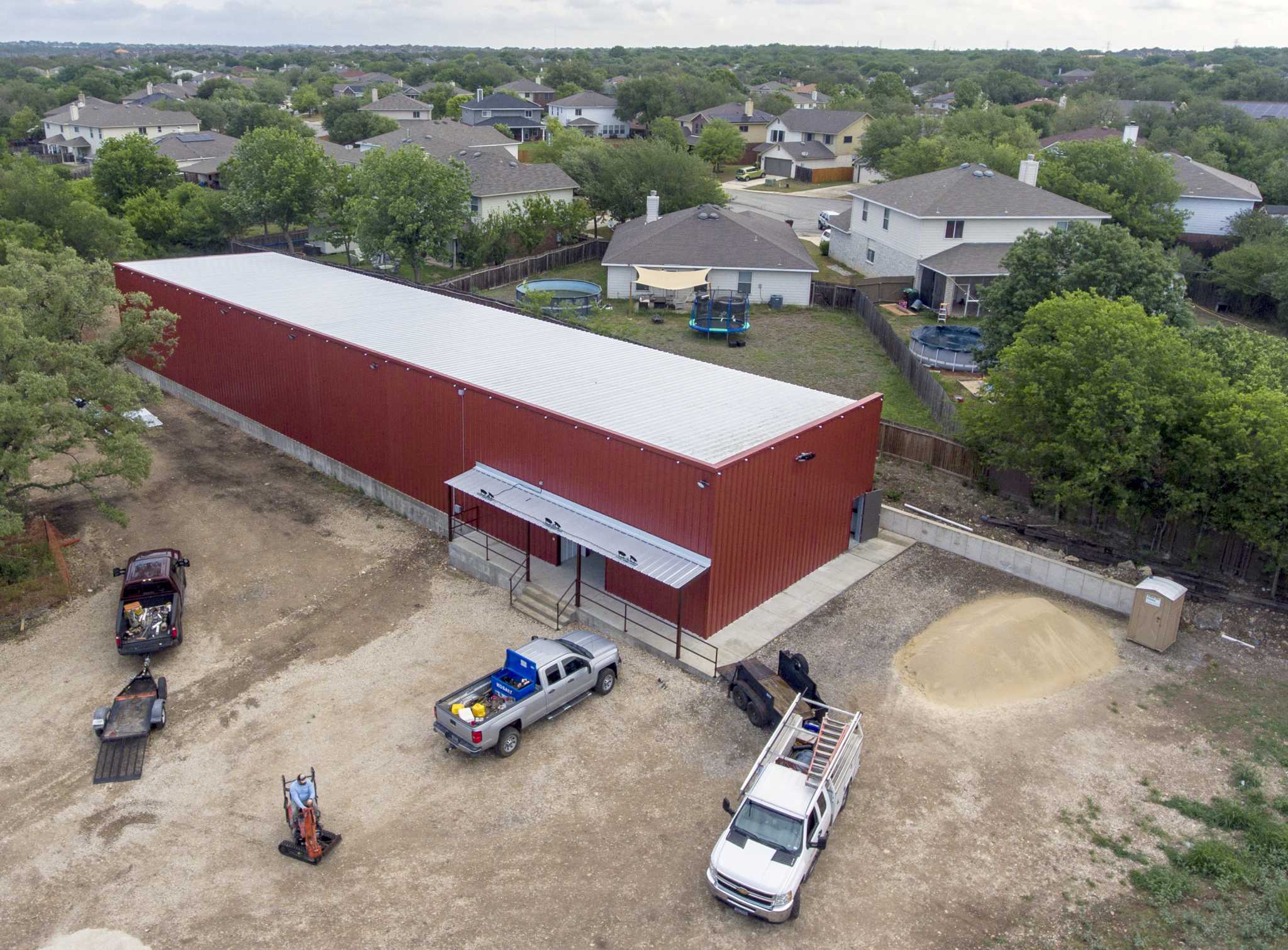 Mr. W Fireworks store construction within feet of Bexar County homes sparks protest from neighbors - Vimarsana News