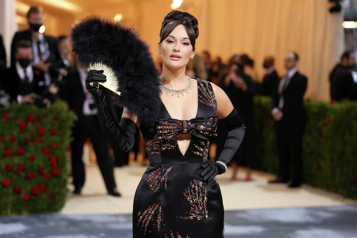 NEW YORK, NEW YORK - MAY 02: Kacey Musgraves attends The 2022 Met Gala Celebrating "In America: An Anthology of Fashion" at The Metropolitan Museum of Art on May 02, 2022 in New York City. (Photo by John Shearer/Getty Images)