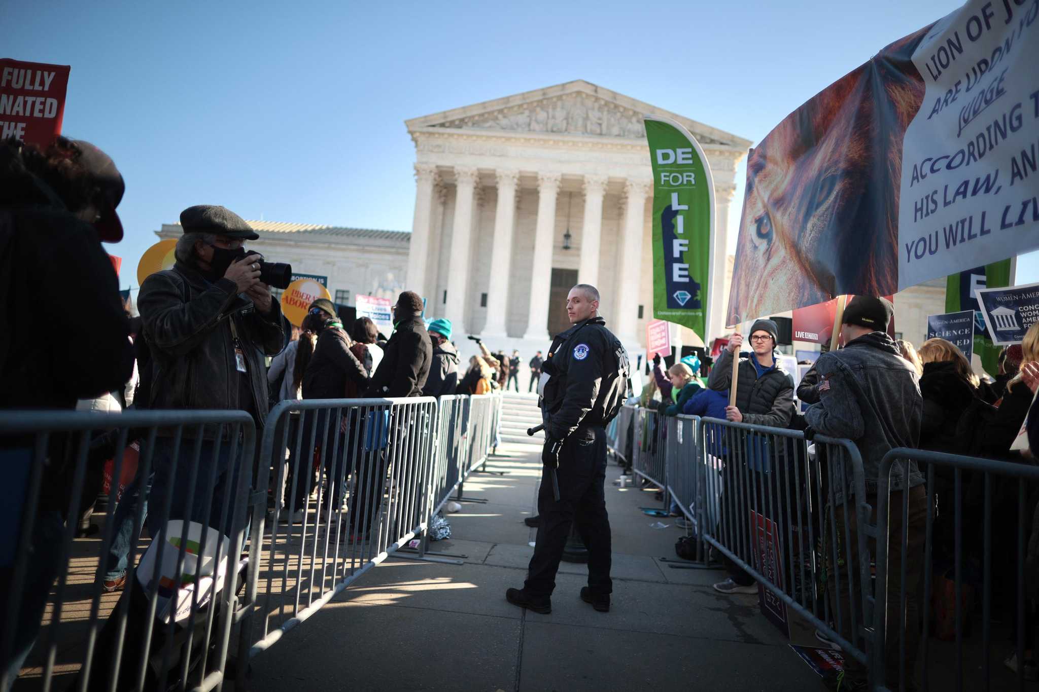 Leaked document shows Supreme Court set to overturn Roe v. Wade abortion decision, Politico reports - Vimarsana News