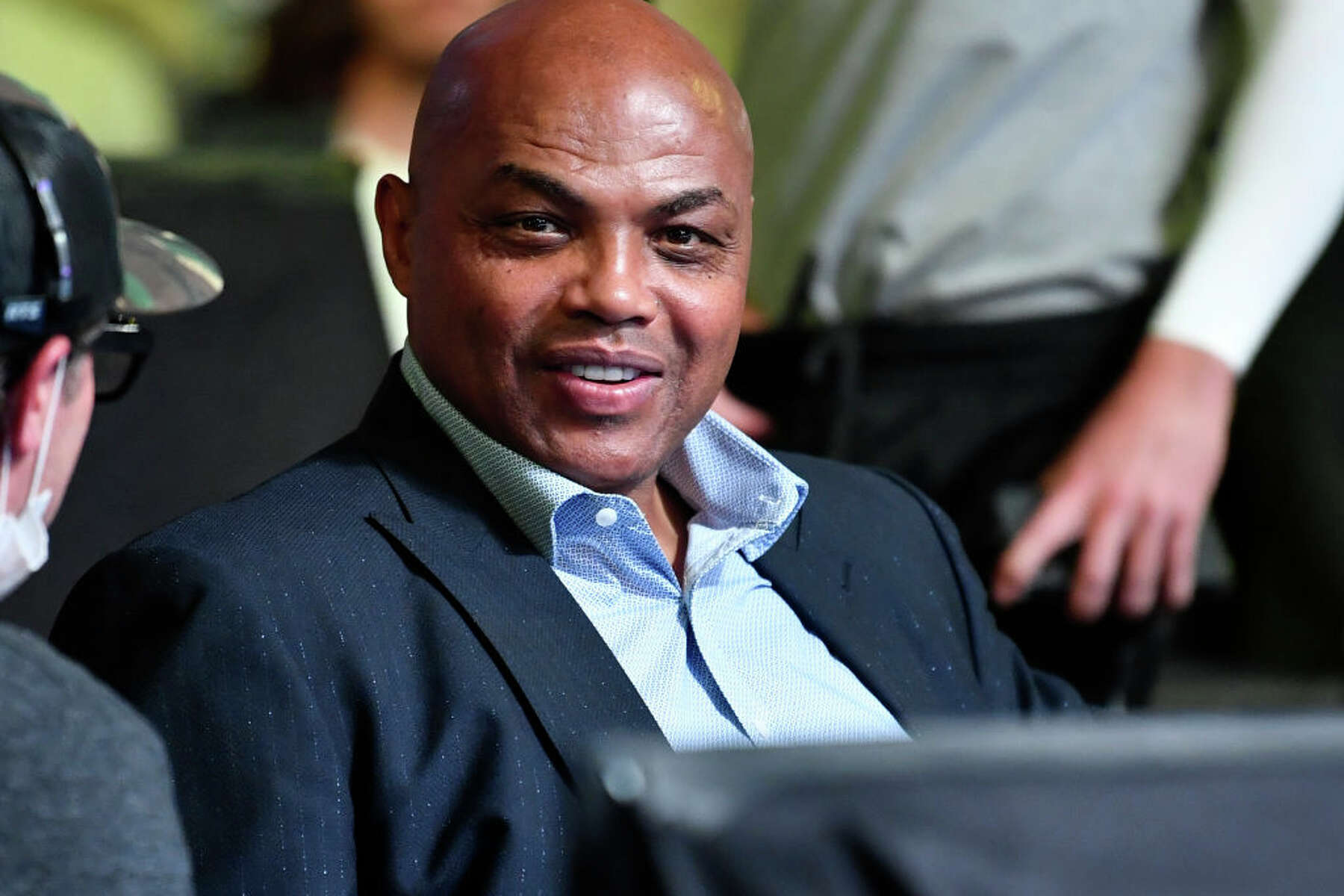 Things almost got ugly between Dubs fans, Charles Barkley