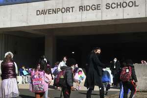 2 more schools vote ‘no confidence’ in Stamford superintendent