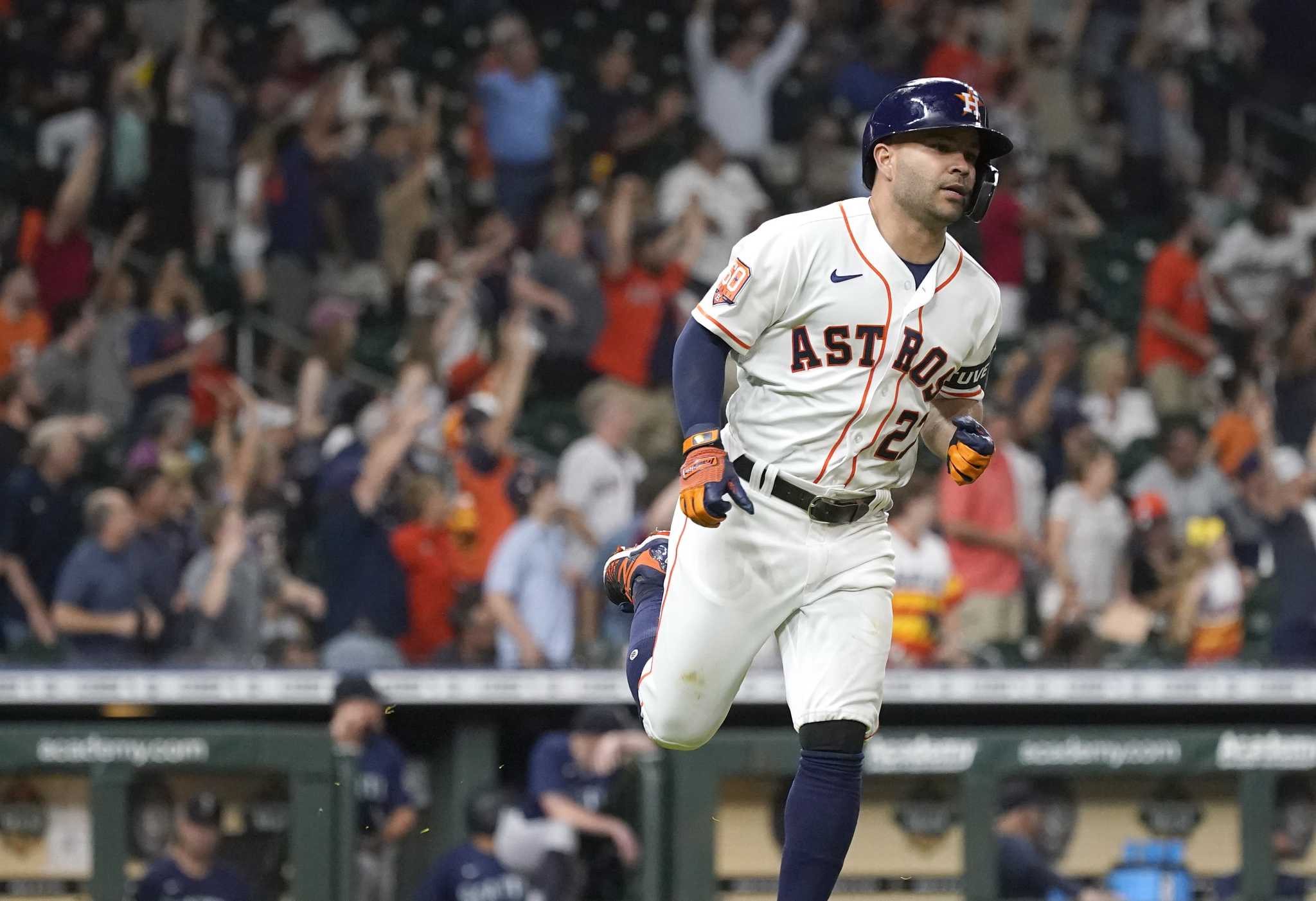 Houston Astros receive 2022 World Series rings - ESPN