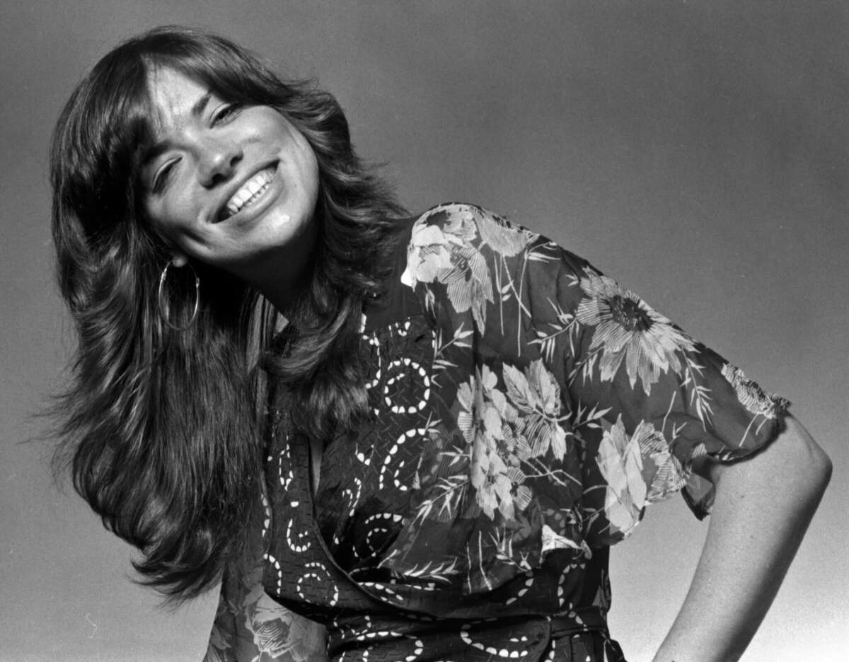 Singer-songwriter Carly Simon photographed in June 1971. 