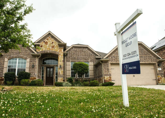 Story photo for Analysis: Half of Houston households can't afford to buy homes