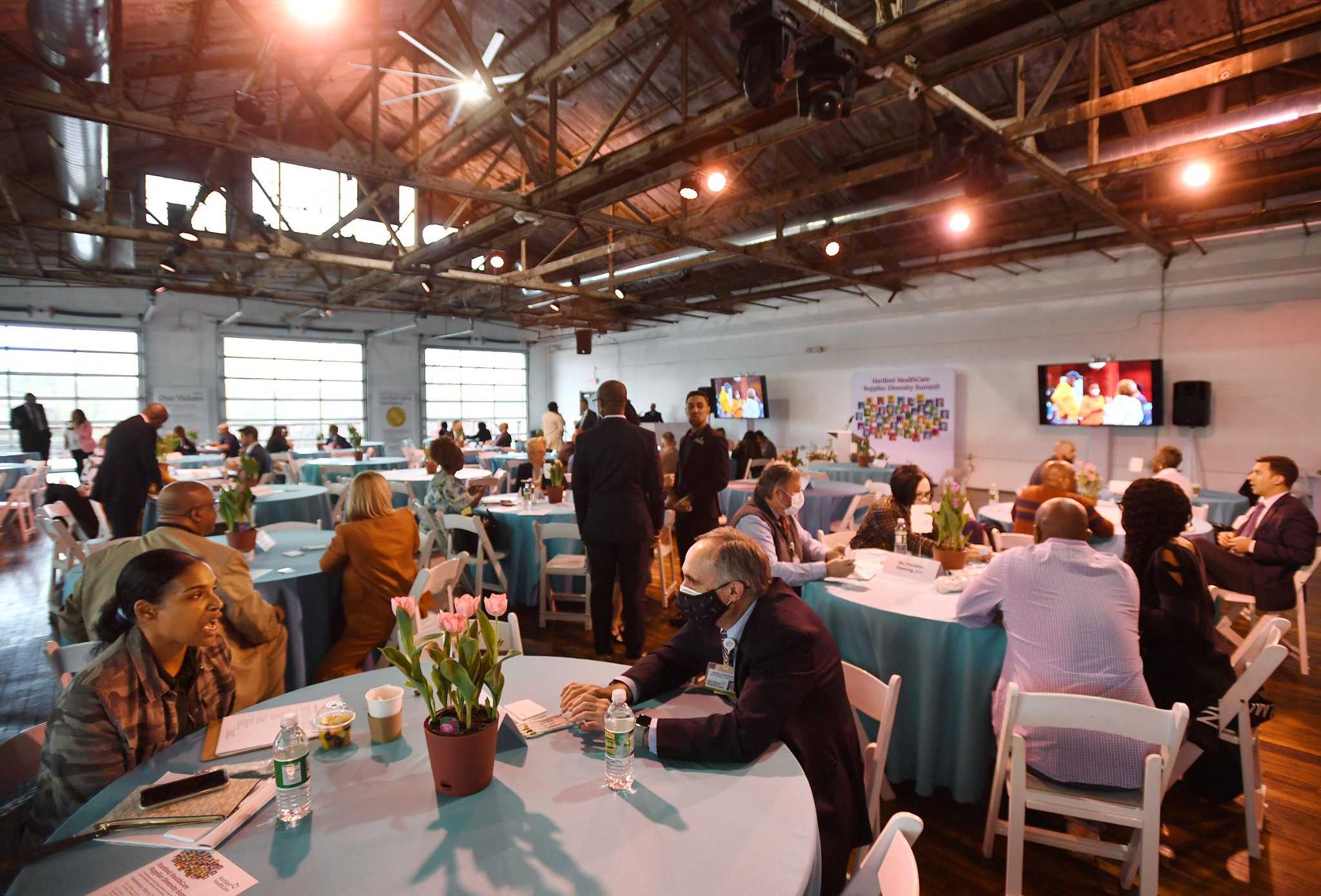What event venues can replace Testo's in Bridgeport?