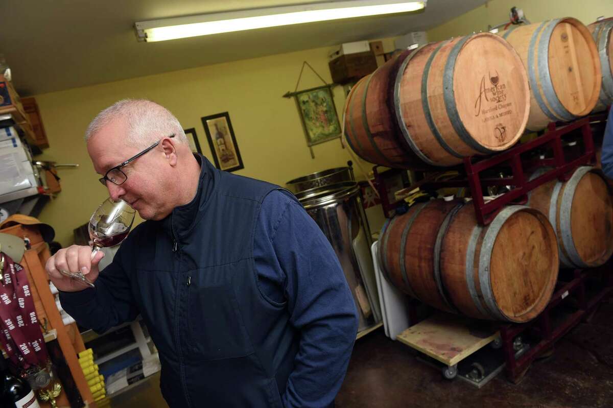 Wallingford vintner looks to branch out with urban wine bar