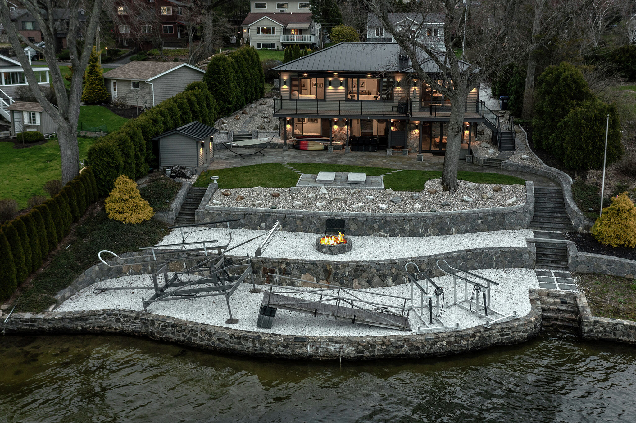 Brookfield home on Candlewood Lake listed for nearly $3M - Vimarsana News