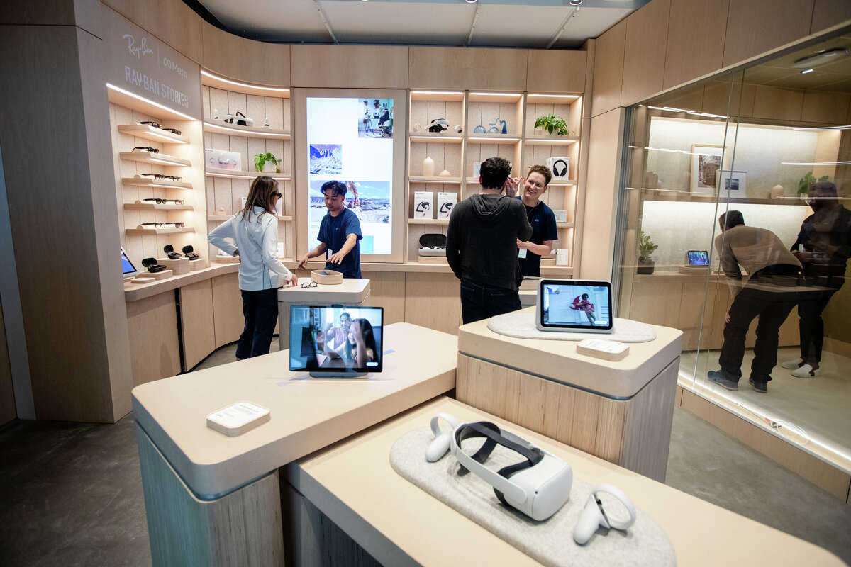 Inside Meta’s first retail store, now open in Bay Area