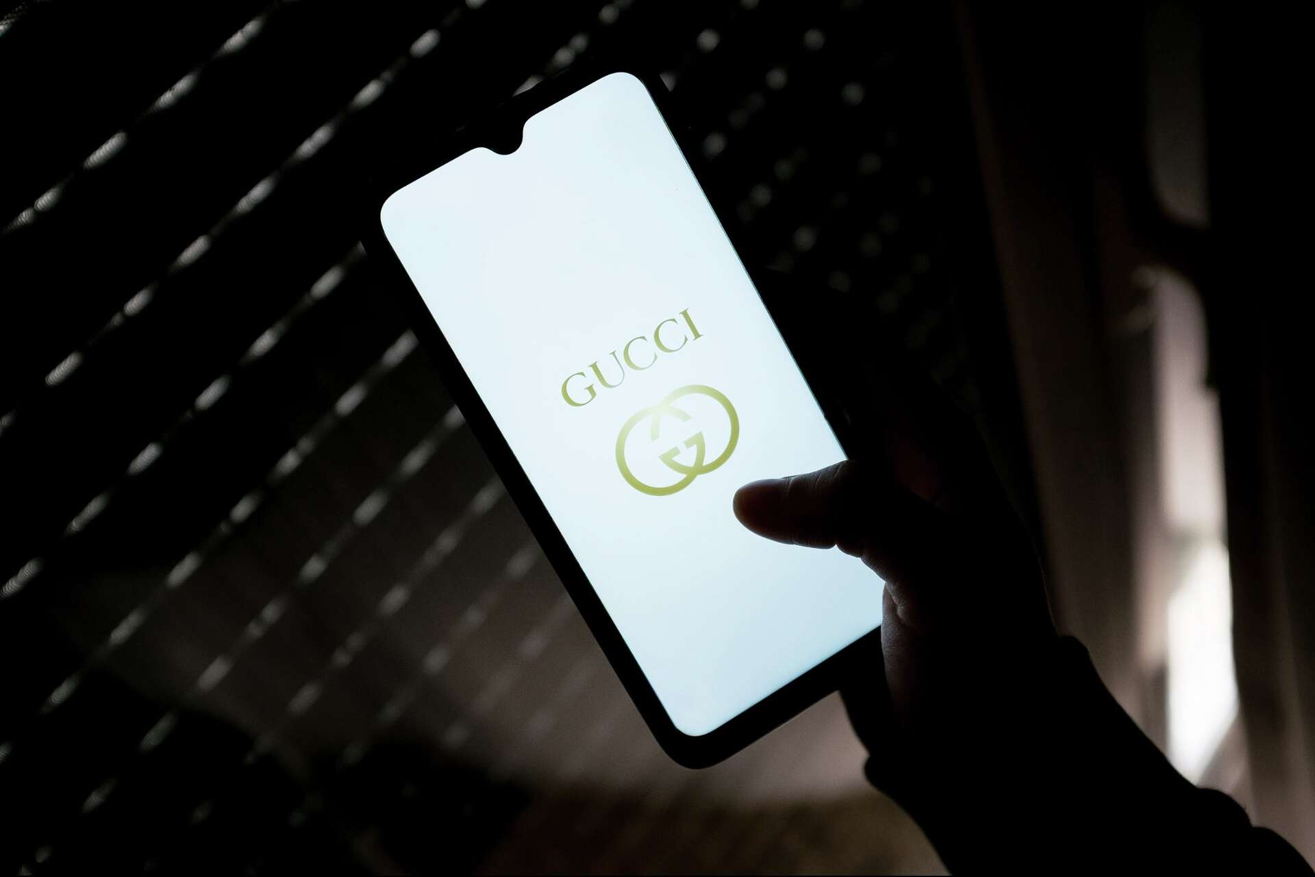 Gucci announces that it will now accept payments in cryptocurrency