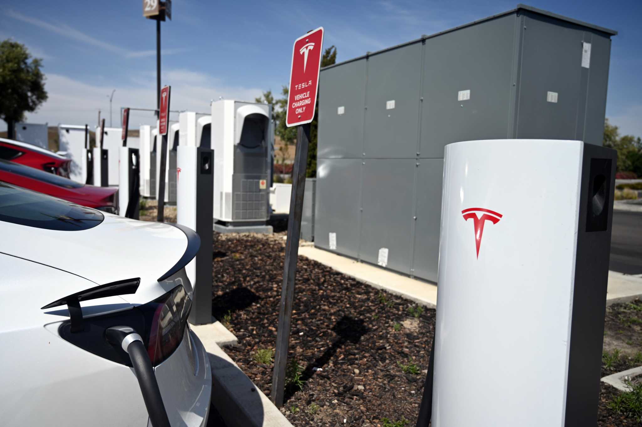 California could see more EVs as sales are at a 'tipping point'