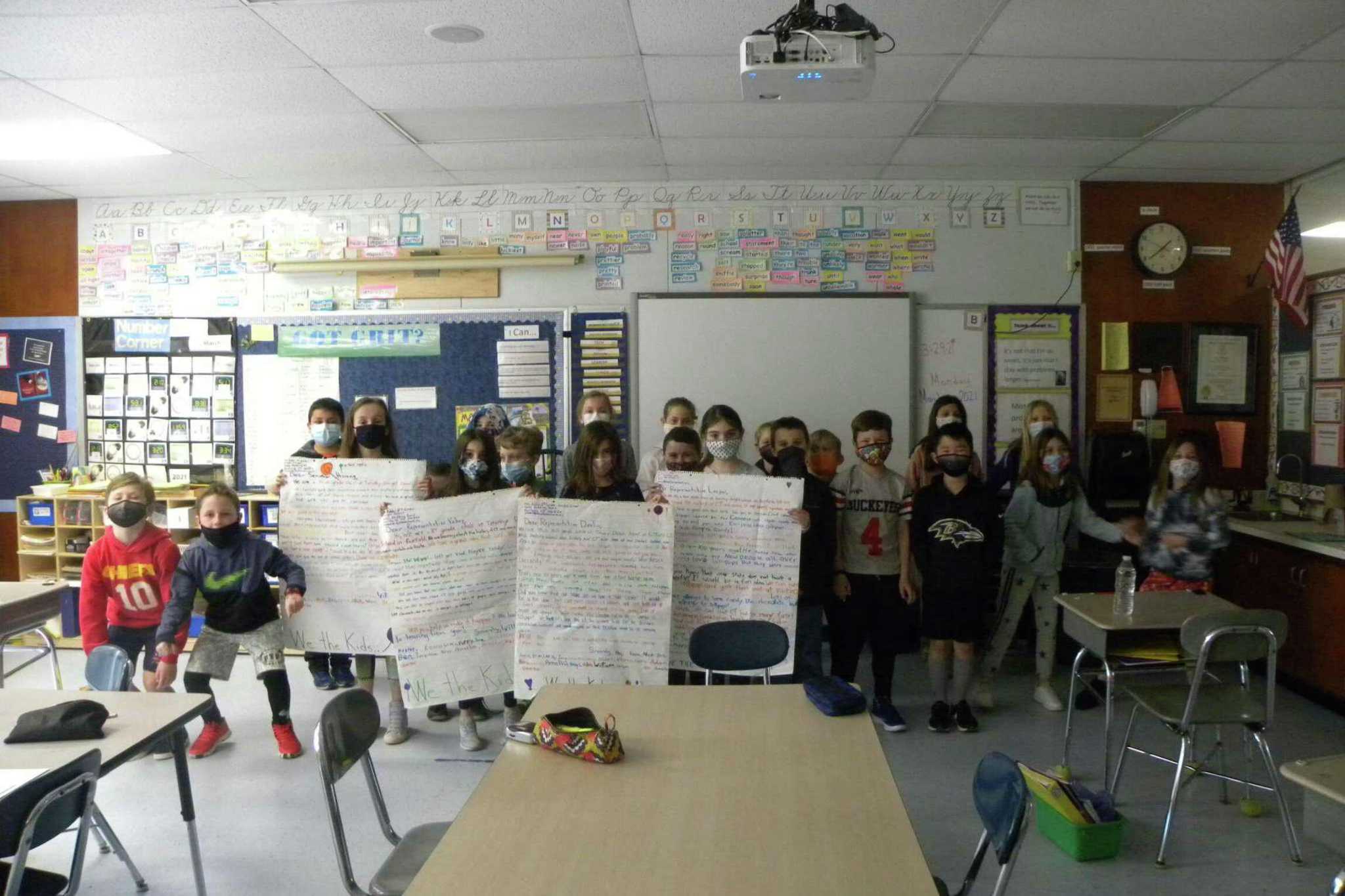 Fairfield students determined to make lollipop CT's state candy after bill dies in senate - Vimarsana News