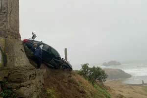 Car plunges off cliff near San Francisco’s Sutro Baths