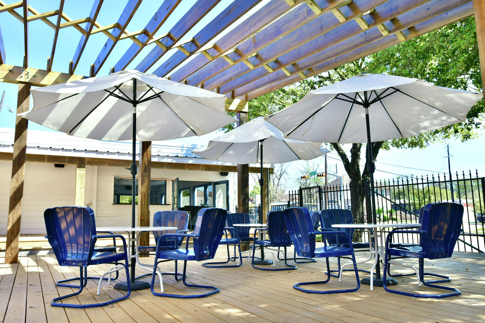 Here’s how two new patio bars in the Houston Heights stack up